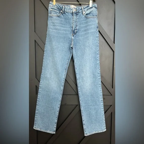 Frame The Ruler Straight Leg Jeans